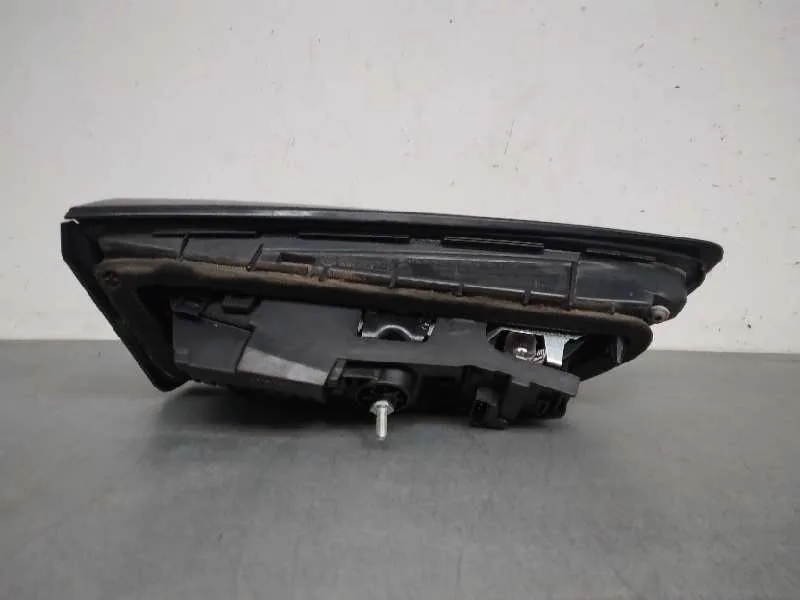 Piloto Trasero Derecho Interior para Opel Astra K Lim. 5Türig