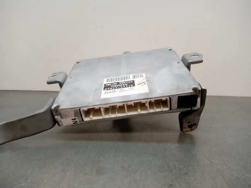 Centralita Motor Uce para Toyota Prius (Nhw20)