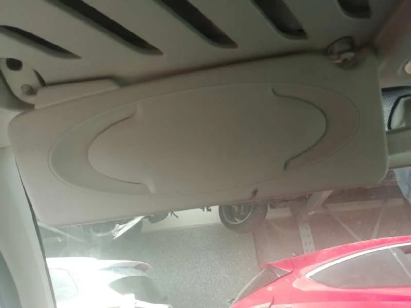 Parasol Izquierdo para Renault Kangoo