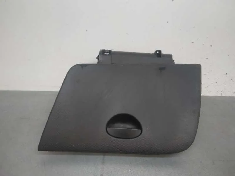 Guantera para Seat Leon (1P1)
