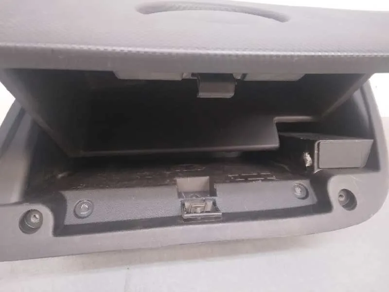 Guantera para Seat Leon (1P1)