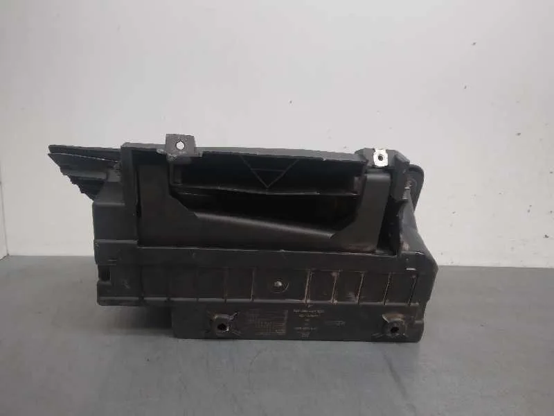 Guantera para Seat Leon (1P1)