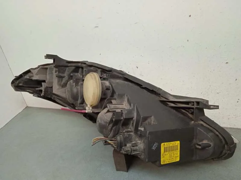 Faro Izquierdo para Mercedes-Benz Clase A (W169)