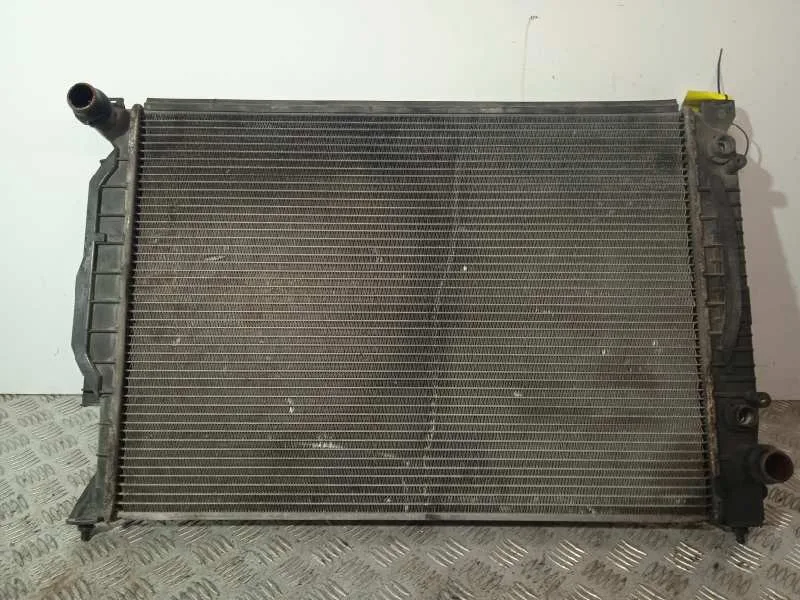 Radiador Agua para Audi A6 Berlina (4B2)