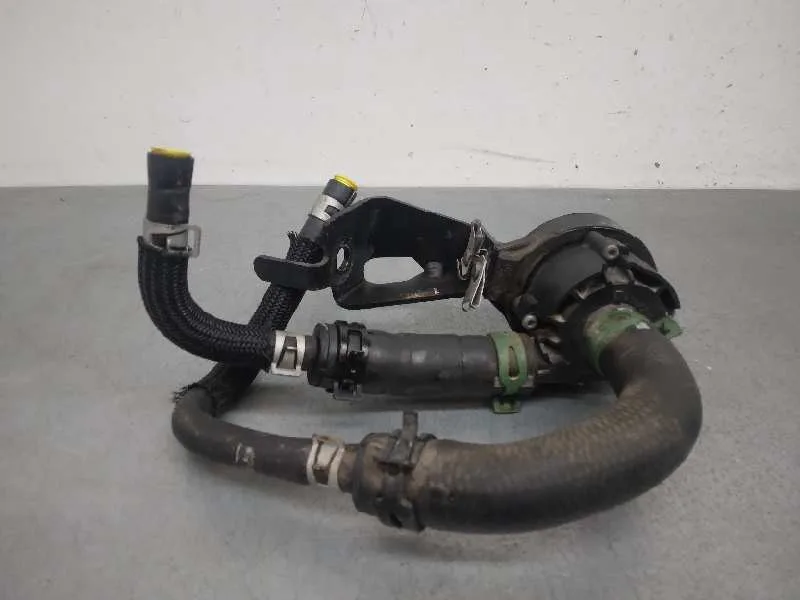 Bomba Agua para Nissan Micra V (K14)