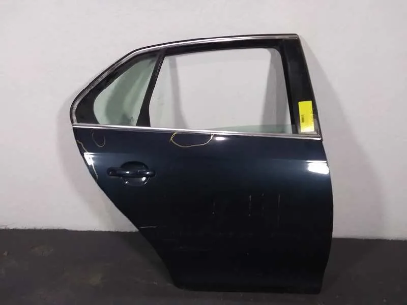 Puerta Trasera Derecha para Volkswagen Jetta (1K2)