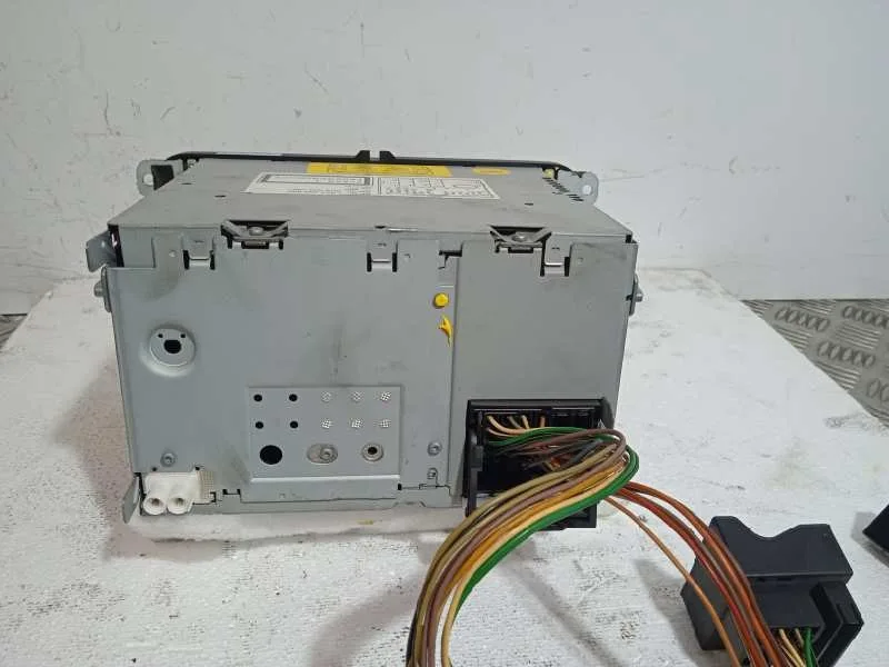 Sistema Audio / Radio Cd para Volkswagen Jetta (1K2)