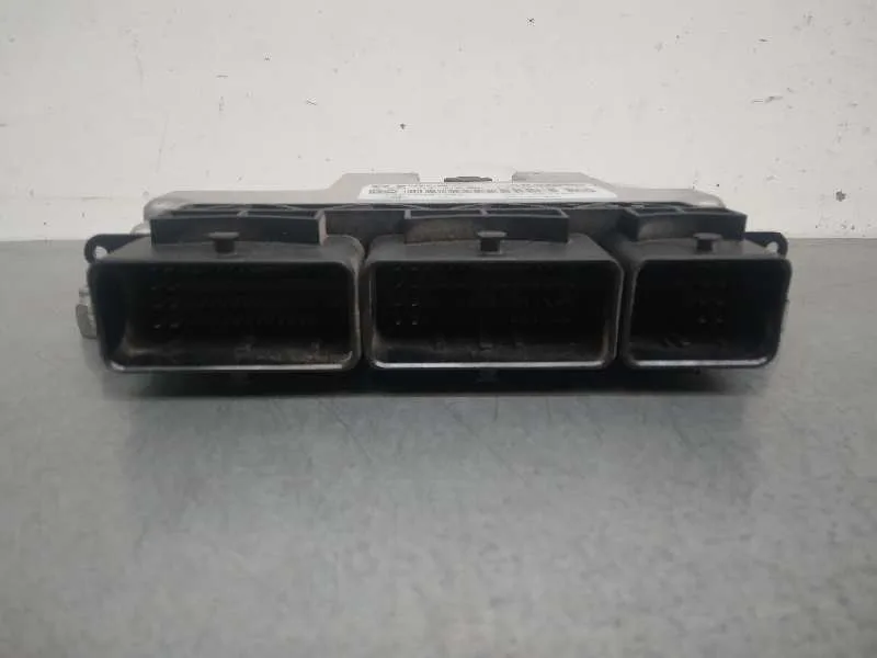 Centralita Motor Uce para Smart Forfour