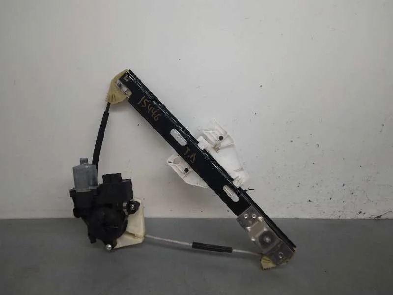 Elevalunas Trasero Derecho para Seat Leon (5F1)