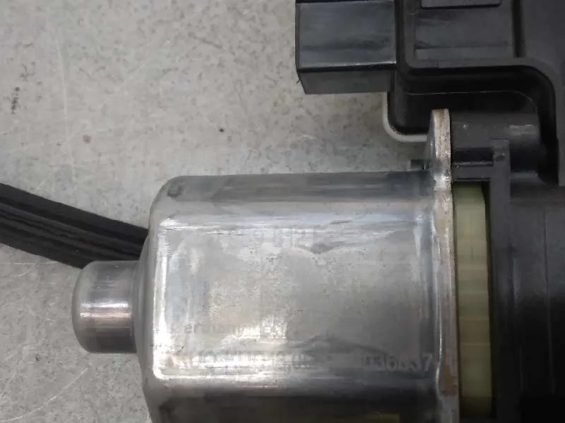 Elevalunas Trasero Derecho para Seat Leon (5F1)
