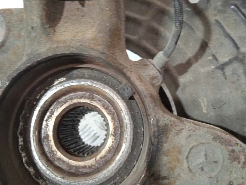Mangueta Delantera Izquierda para Mercedes-Benz Clase R (W251)