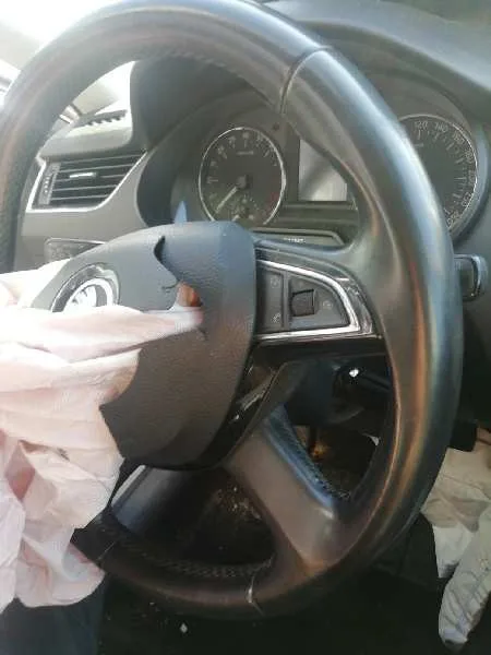 Volante para Skoda Octavia Combi (5E5)