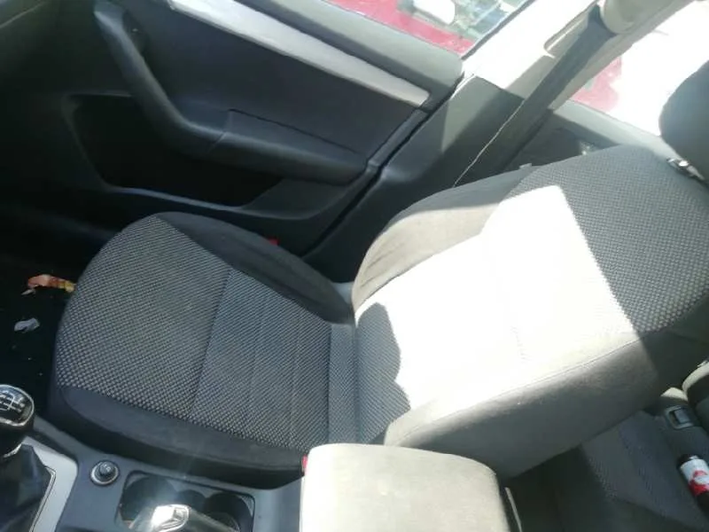 Asiento Delantero Derecho para Skoda Octavia Combi (5E5)
