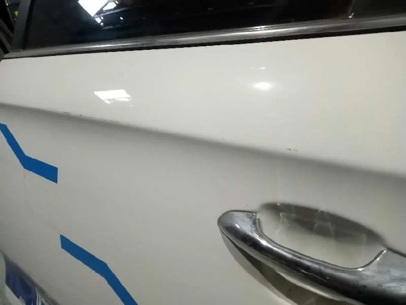 Puerta Trasera Izquierda para Kia Carens ( )