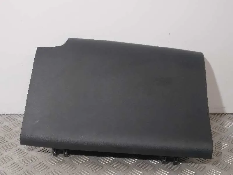 Guantera para Kia Carens ( )