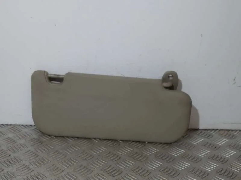 Parasol Izquierdo para Kia Carens ( )