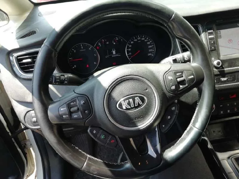Volante para Kia Carens ( )