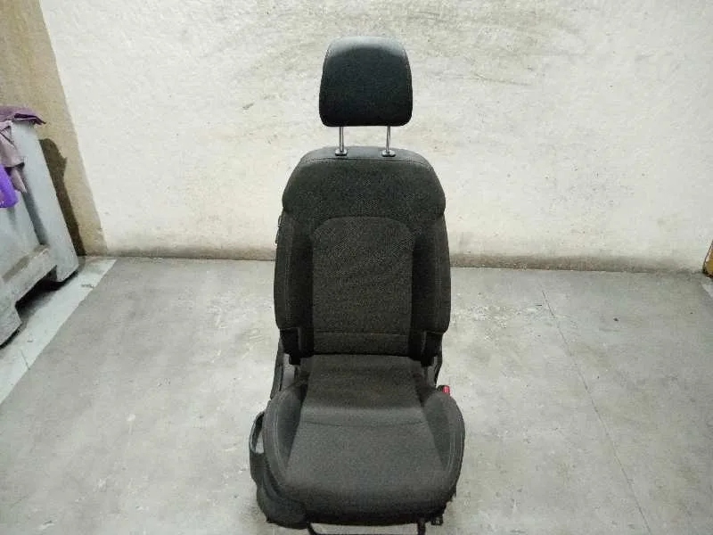 Asiento Delantero Derecho para Kia Carens ( )