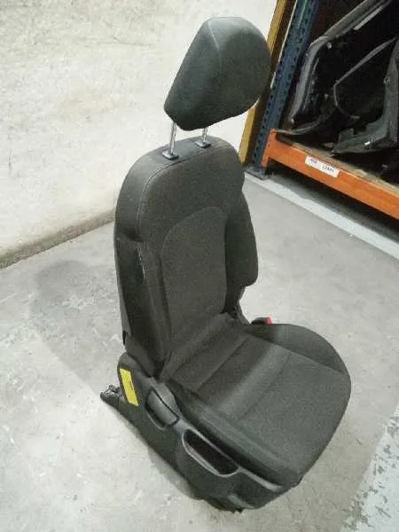 Asiento Delantero Derecho para Kia Carens ( )
