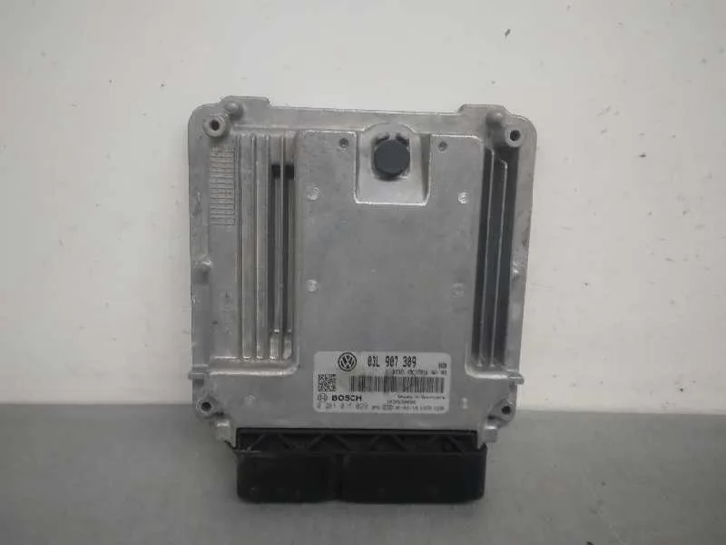 Centralita Motor Uce para Volkswagen Passat Berlina (3C2)