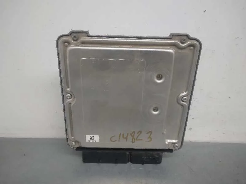 Centralita Motor Uce para Volkswagen Passat Berlina (3C2)