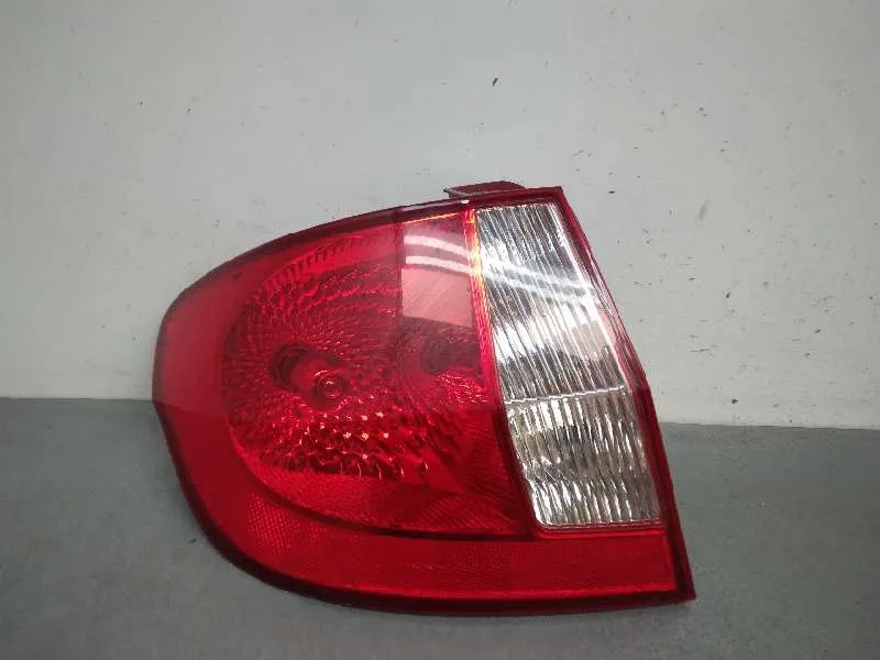 Piloto Trasero Izquierdo para Hyundai Getz (Tb)