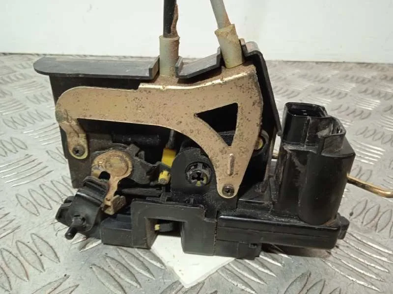 Cerradura Puerta Trasera Derecha para Ssangyong Rodius