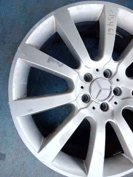 Llanta para Mercedes-Benz Clase R (W251)