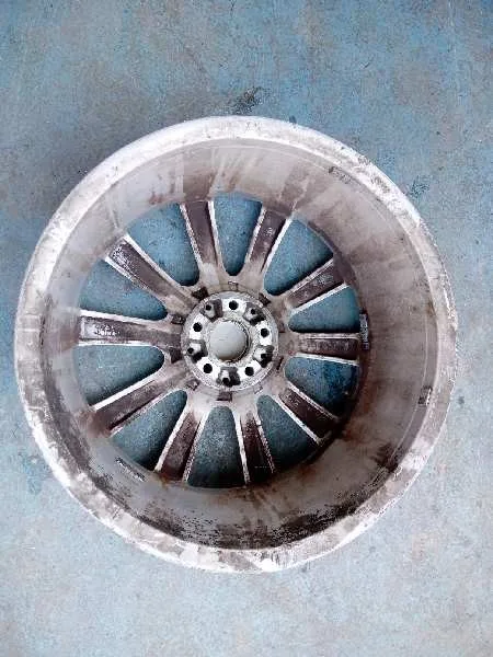 Llanta para Mercedes-Benz Clase R (W251)