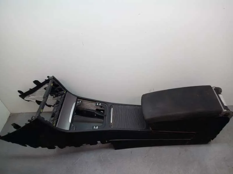 Apoyabrazos Central para Volkswagen Passat Berlina (3C2)