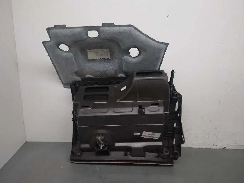 Guantera para Opel Insignia Berlina