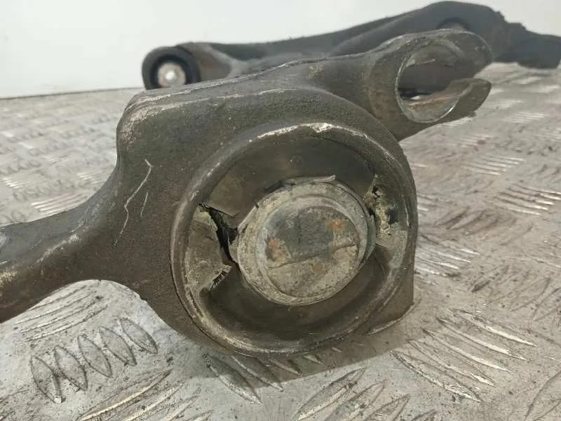 Brazo Suspension Inferior Delantero Izquierdo para Mercedes-Benz Clase R (W251)