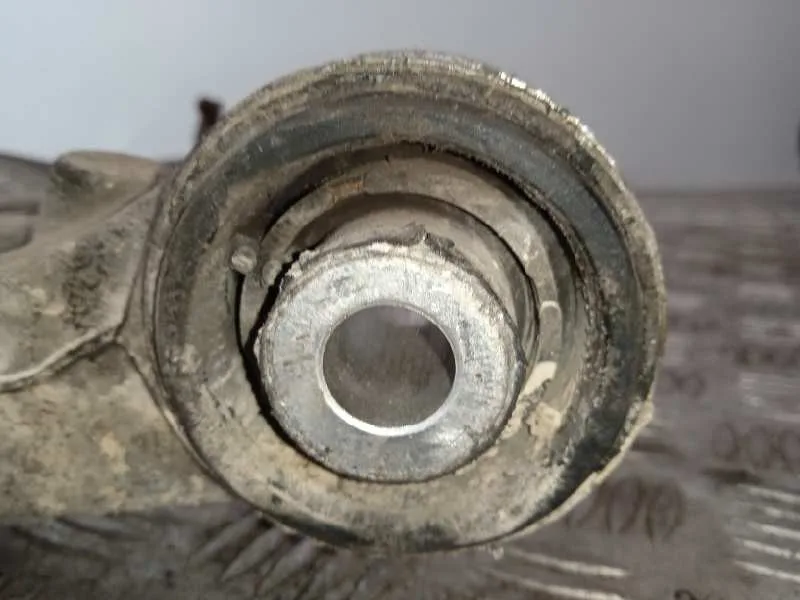 Brazo Suspension Inferior Trasero Izquierdo para Mercedes-Benz Clase R (W251)