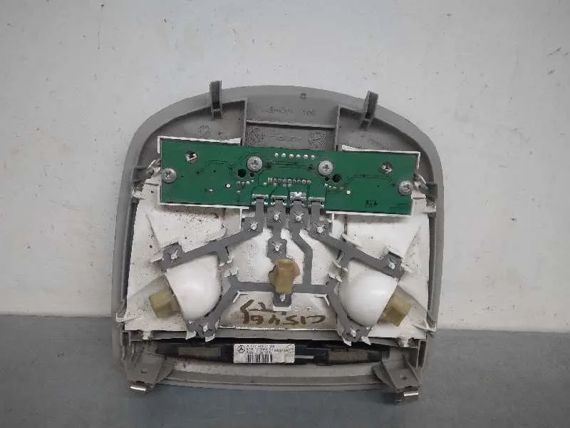 Luz Interior para Mercedes-Benz Clase R (W251)