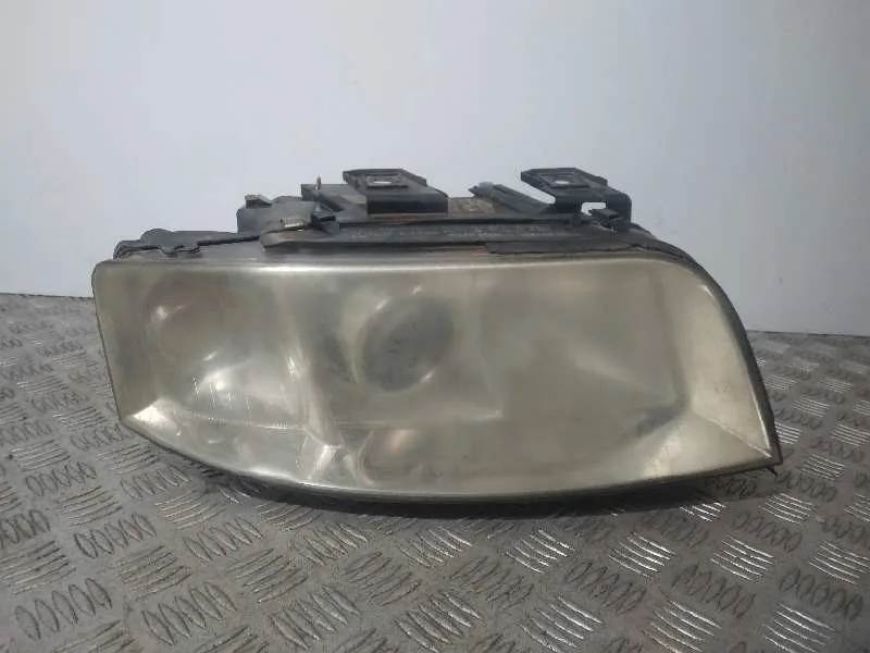 Faro Derecho para Audi A6 Berlina (4B2)
