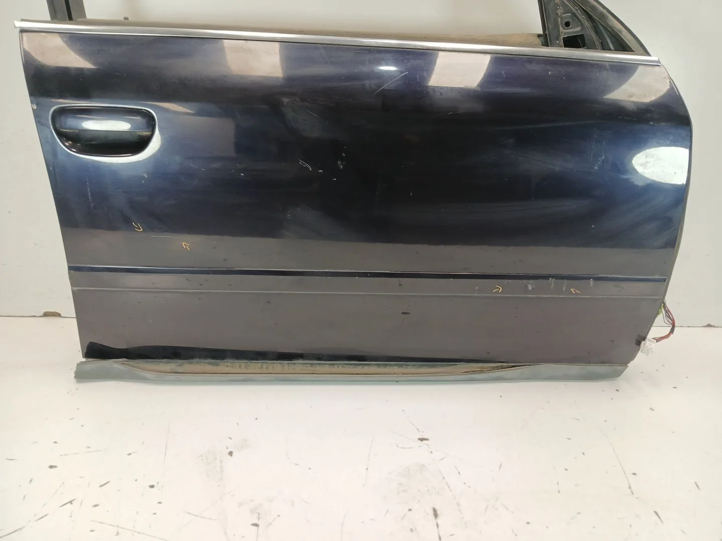 Puerta Delantera Derecha para Audi A6 Berlina (4B2)