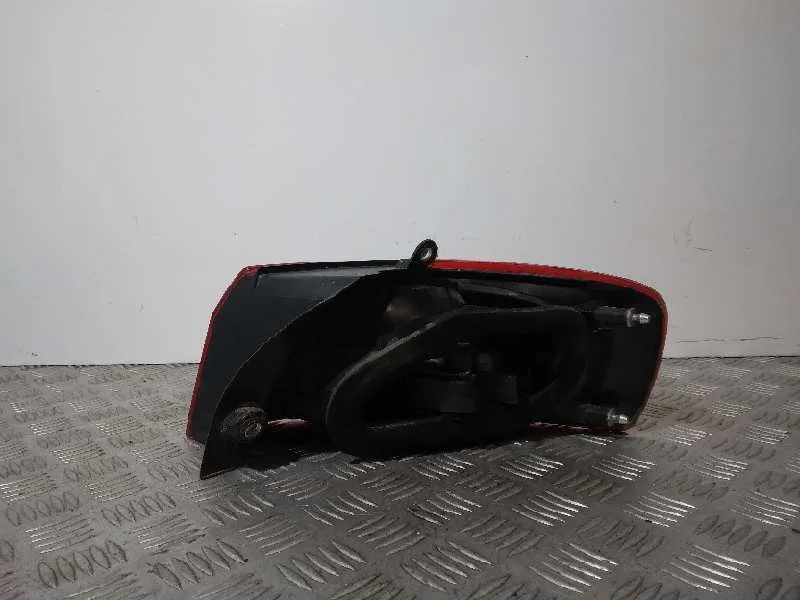 Piloto Trasero Izquierdo para Fiat Croma (194)