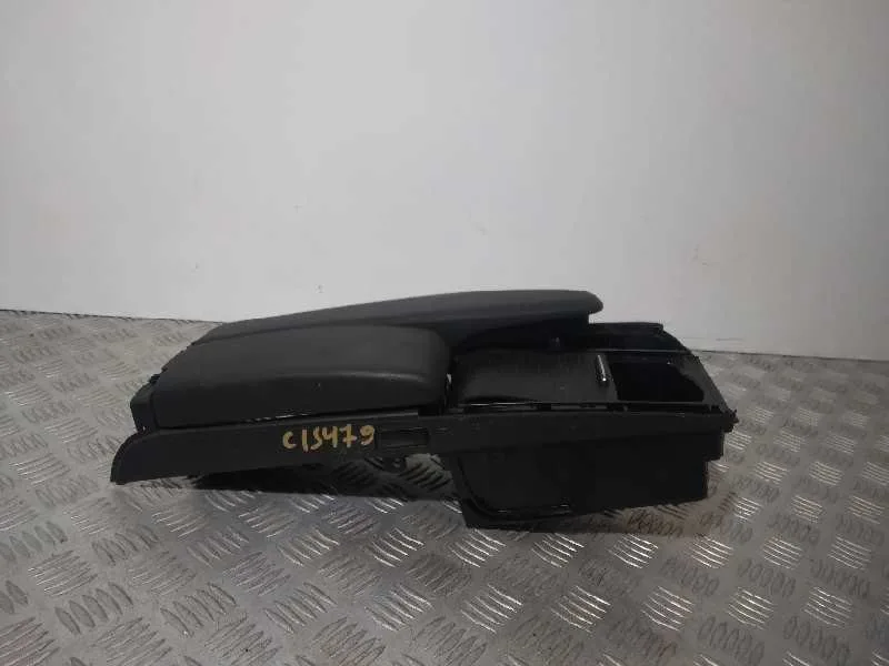 Apoyabrazos Central para Mercedes-Benz Clase C (W204) Berlina