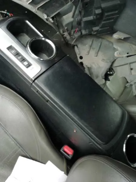 Apoyabrazos Central para Toyota Prius+