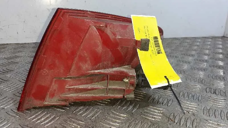 Piloto Trasero Izquierdo para Audi A4 Ber. (B8)