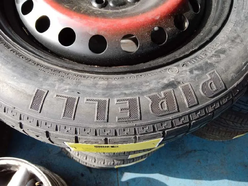 Neumatico Repuesto para Jaguar X-Type