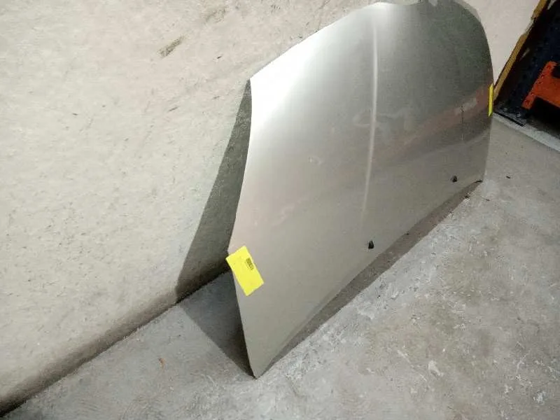Capot para Toyota Corolla Verso (R1)