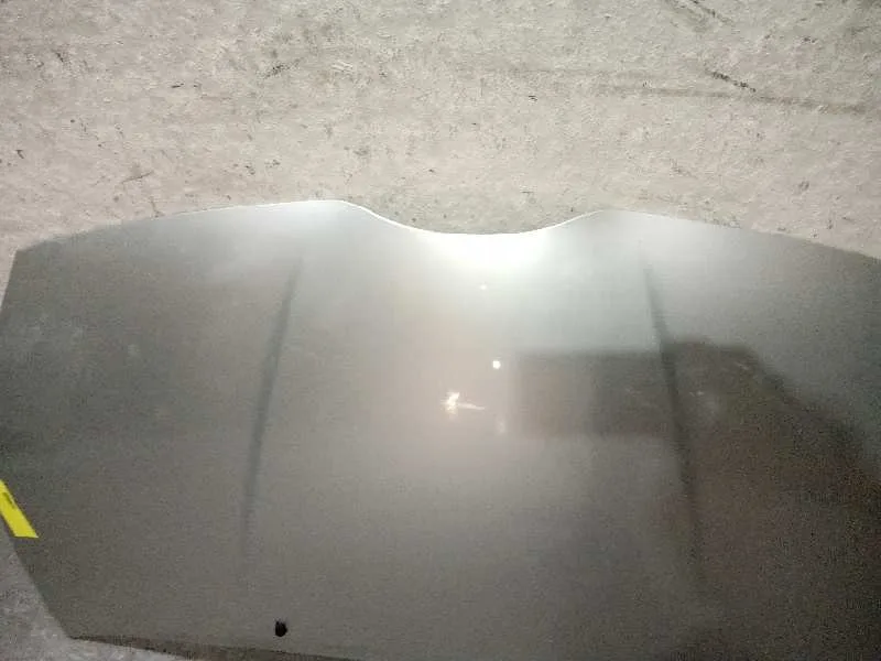 Capot para Toyota Corolla Verso (R1)