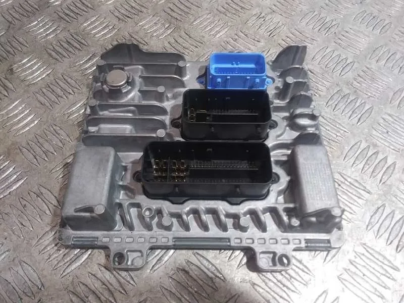 Centralita Motor Uce para Opel Astra K Lim. 5Türig