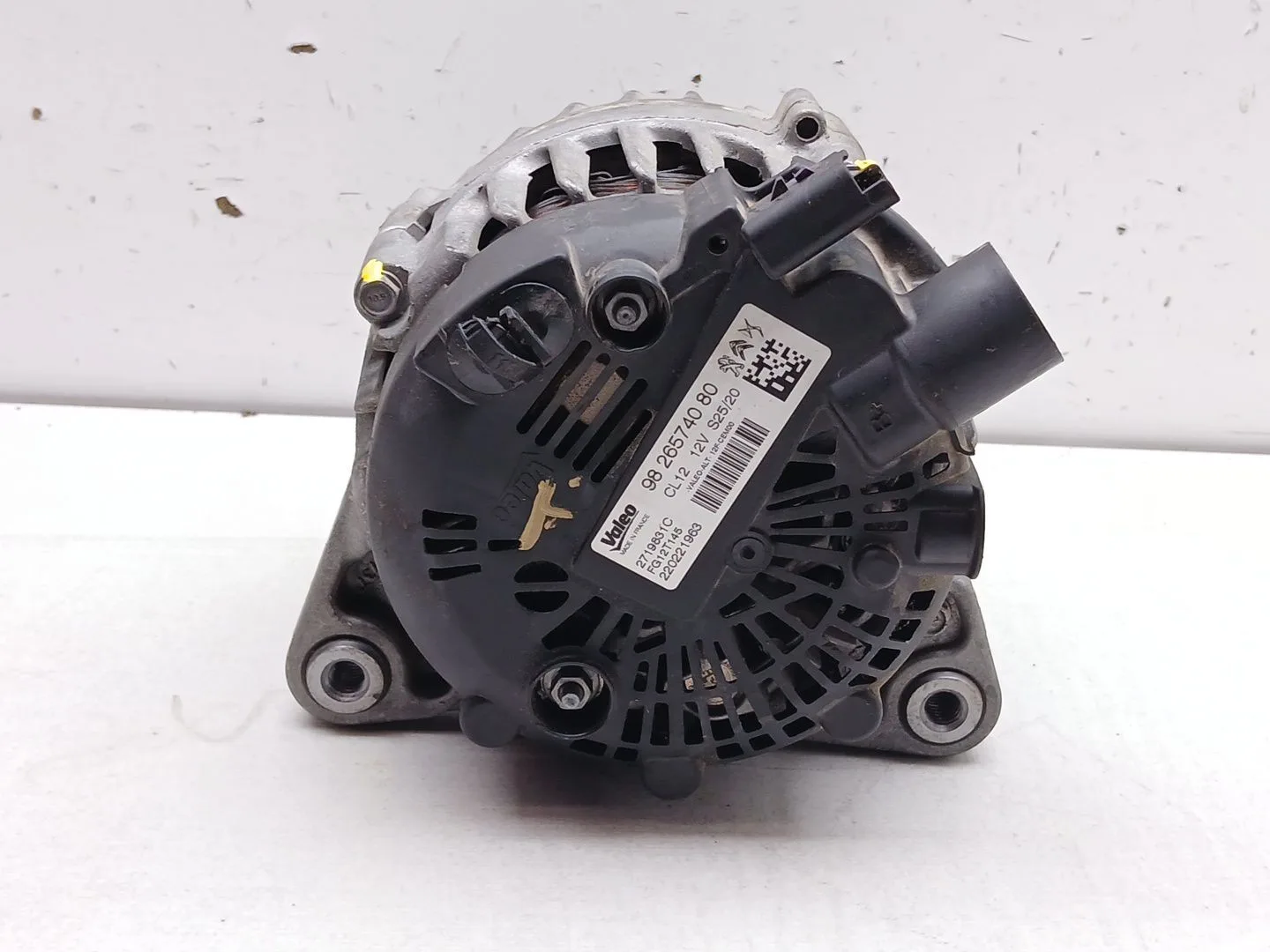 Alternador para Opel Corsa F