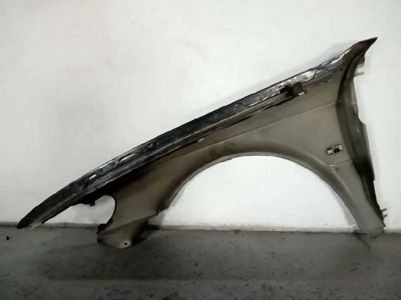Aleta Delantera Derecha para Saab 900 Cabrio