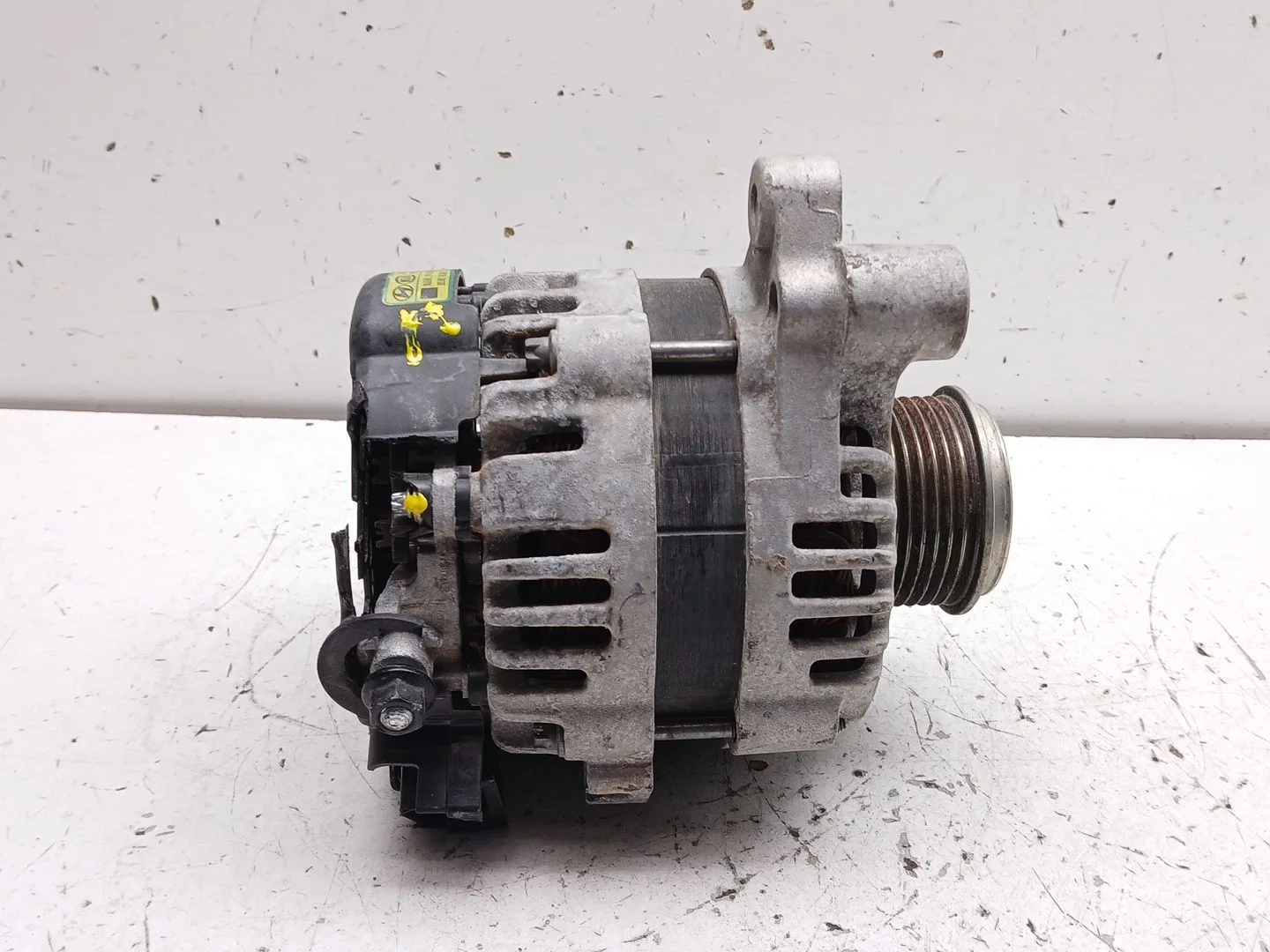 Alternador para Kia Stonic (Ybcuv)