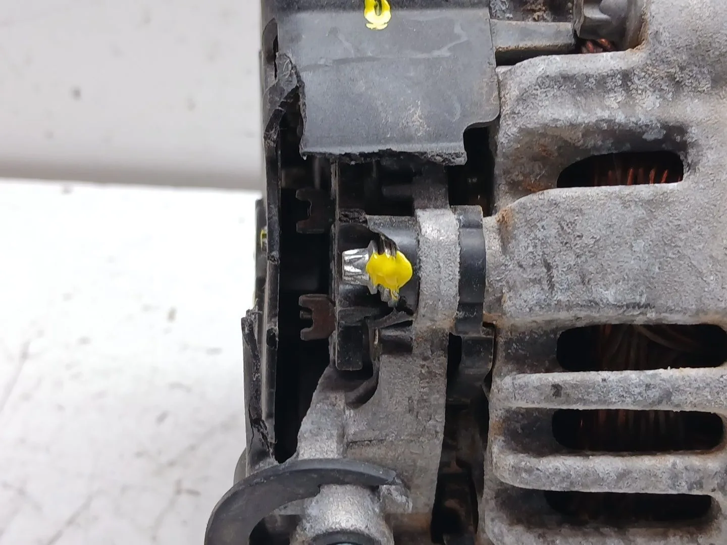 Alternador para Kia Stonic (Ybcuv)