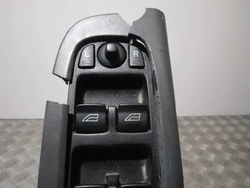 Mando Elevalunas Delantero Izquierdo para Volvo S40 Berlina