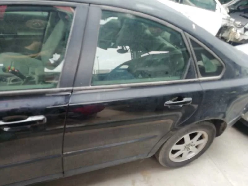 Puerta Trasera Izquierda para Volvo S40 Berlina